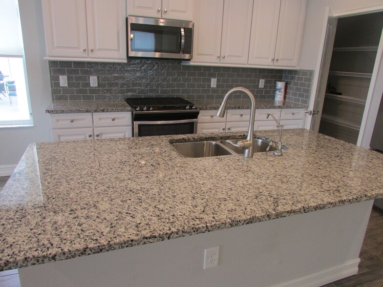 Building Photo - 28981 Trevi Plz