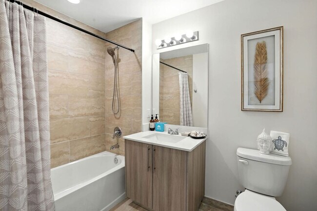 Building Photo - 15773 Beachcomber Ave