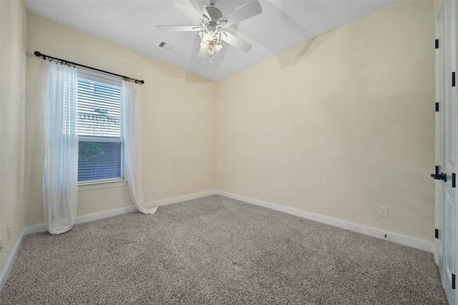 Building Photo - 22714 Alderdale Ln