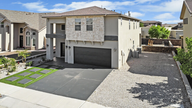 Building Photo - 12352 Stansbury Dr