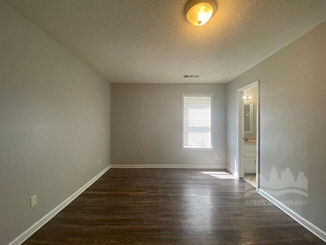 Building Photo - 4608 Sunnyslope Dr