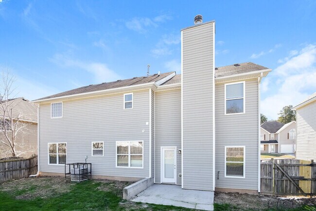 Building Photo - 6083 Trotters Cir