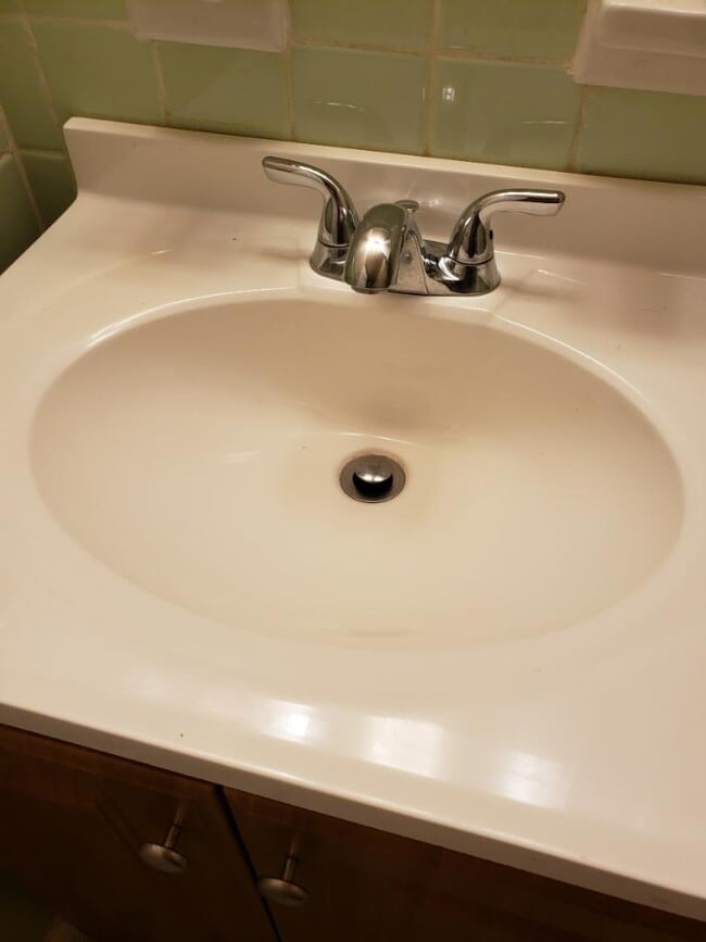 Building Photo - 922 24th St NW