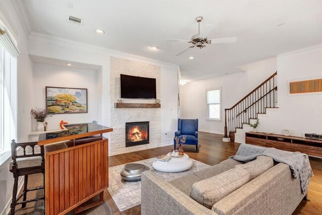 Building Photo - 1267 Sopris Dr