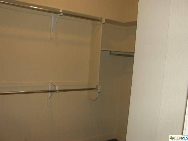 Building Photo - 2222 Gruene Lake Dr