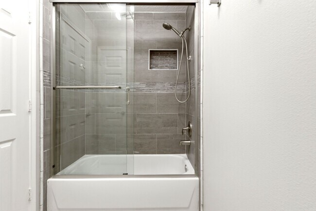 Building Photo - 6231 Presidio Canyon Dr