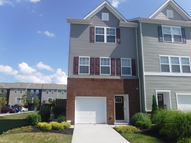 Primary Photo - 188 Drexel Ct