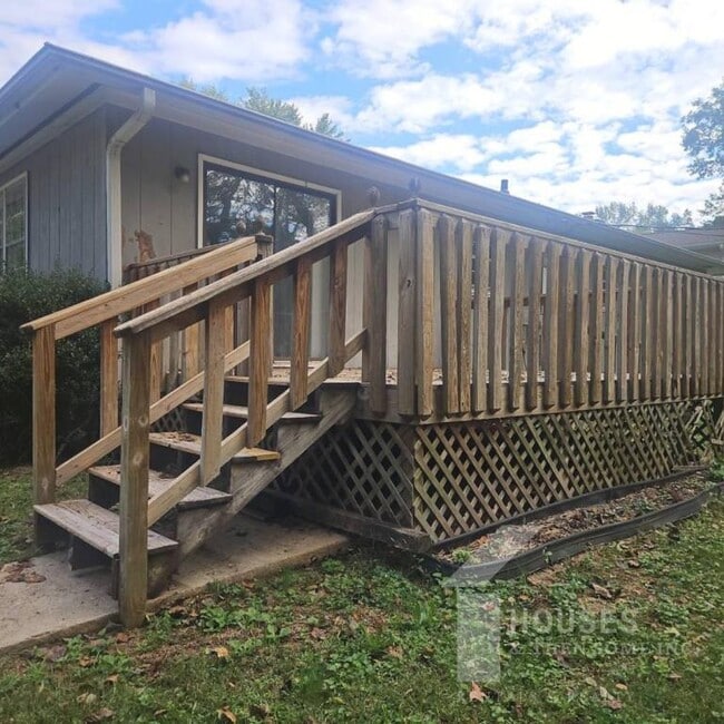 Building Photo - 130 Ashdown Dr