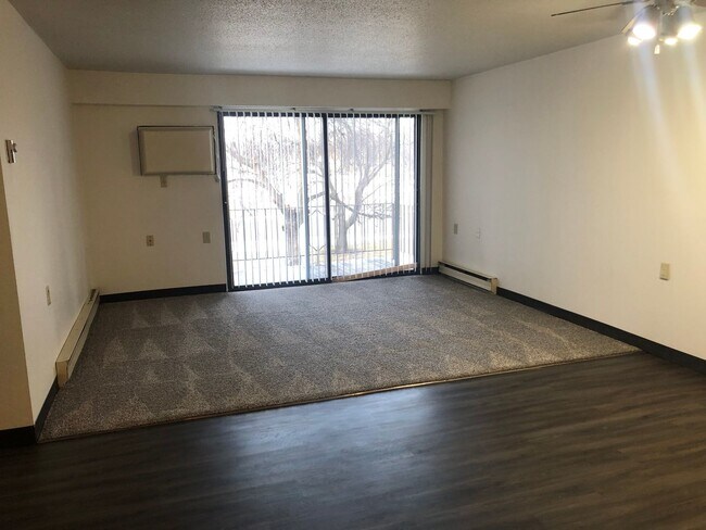 Building Photo - Fredrick Apartments