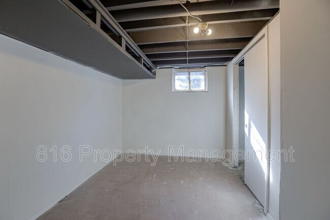 Building Photo - 11111 Blue Ridge Blvd