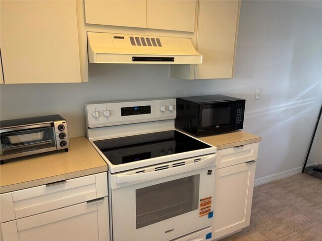 Building Photo - 5157 Silent Loop