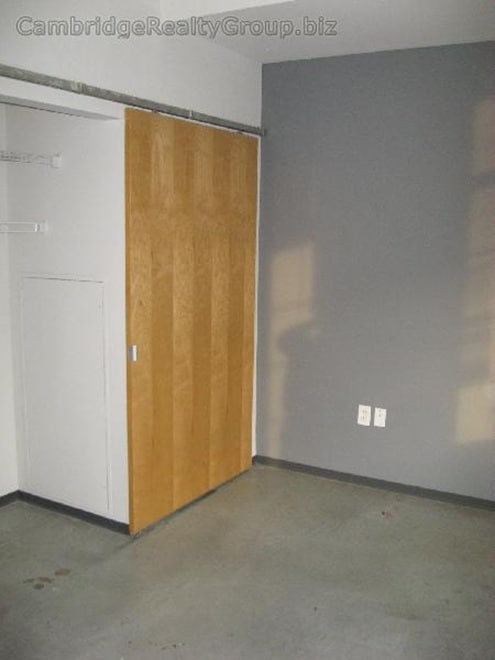 Building Photo - 107 E Berkeley St