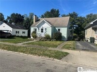 Building Photo - 530 Prospect St