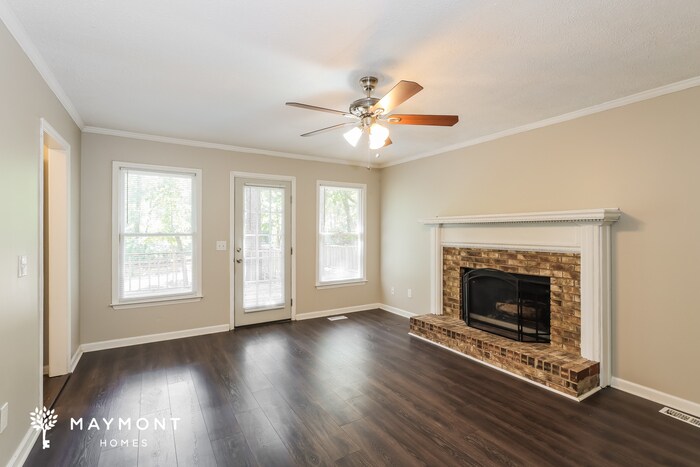Building Photo - 2323 Casaba Dr