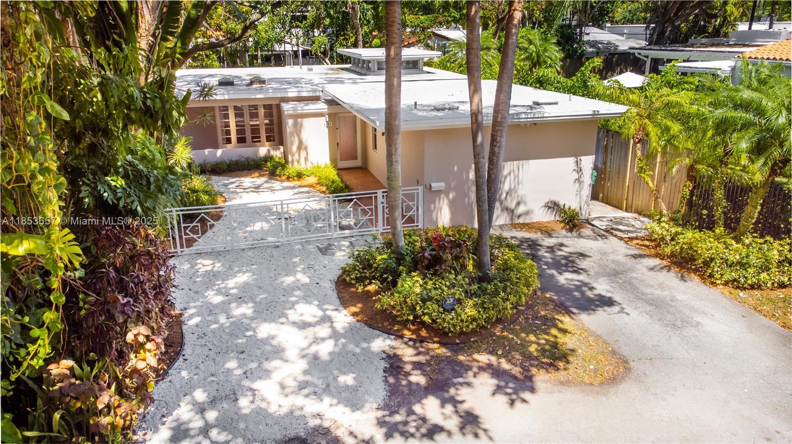 Building Photo - 4161 Ventura Ave