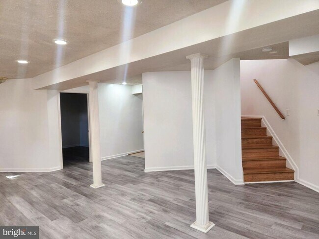 Building Photo - 406 Clairborne St