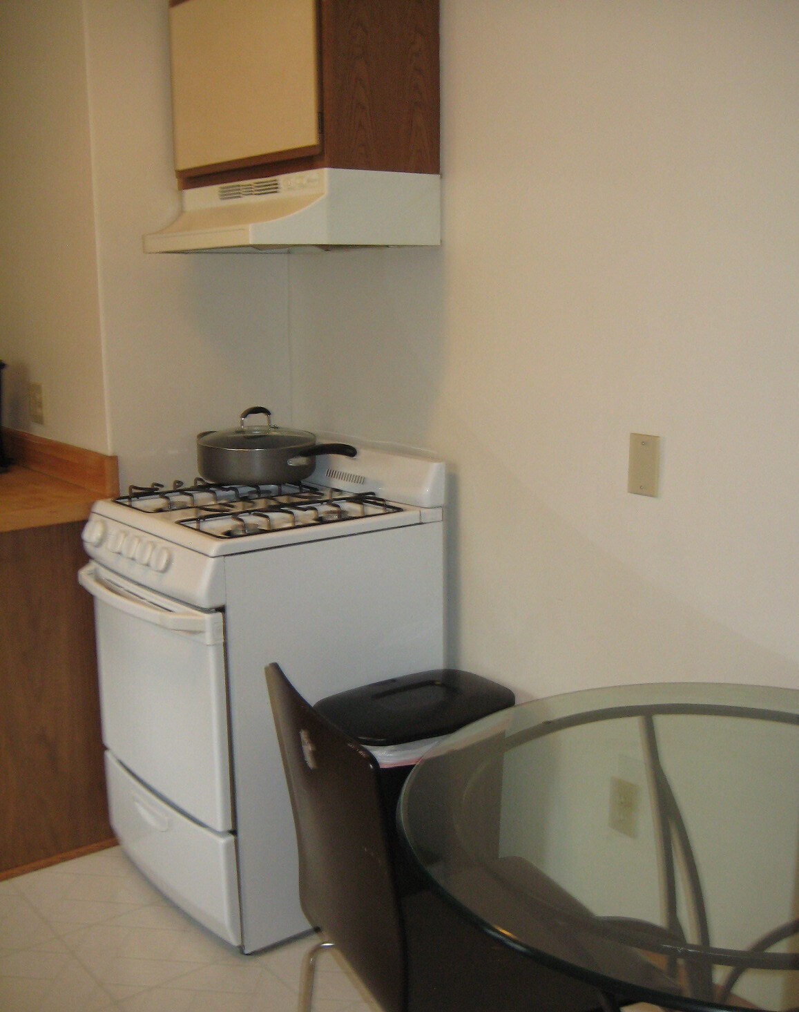 Building Photo - 43 Brighton St