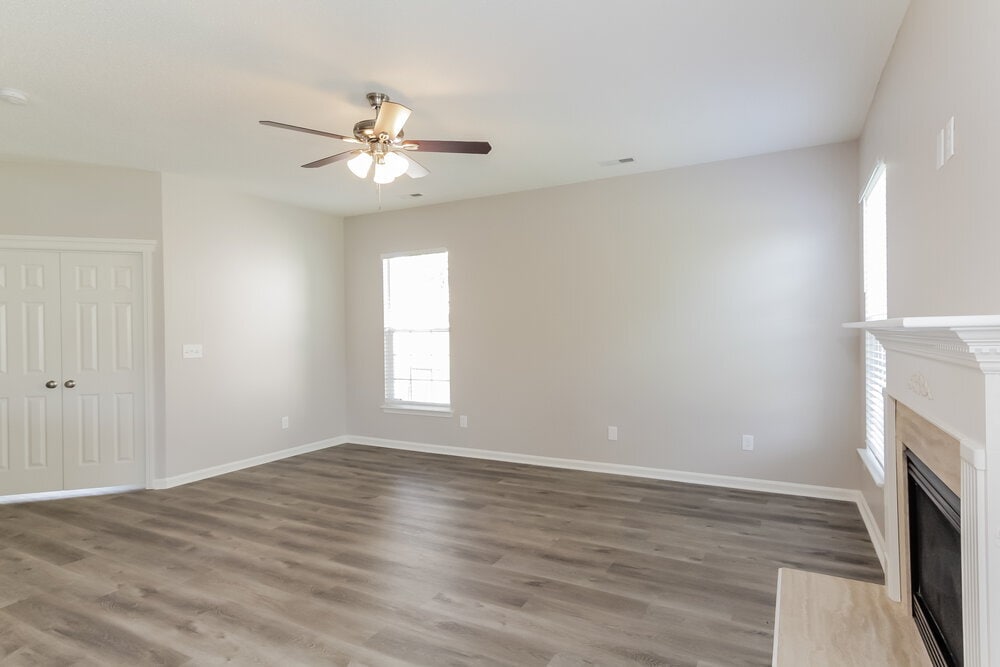Building Photo - 7223 Claiborne Woods Rd