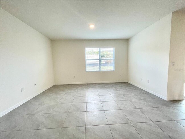 Building Photo - 5610 Galloping Dr