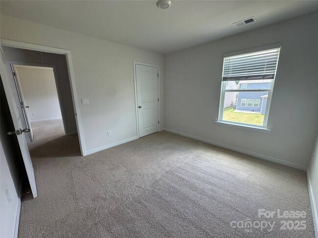 Building Photo - 12232 Lady Bell Dr