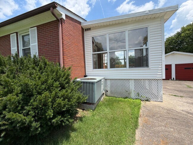 Building Photo - 3252 Martha`s Chapel Rd