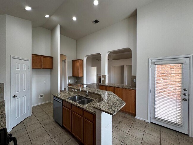 Building Photo - 136 Wild Plum Way