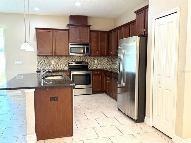 Building Photo - 1497 Softshell St