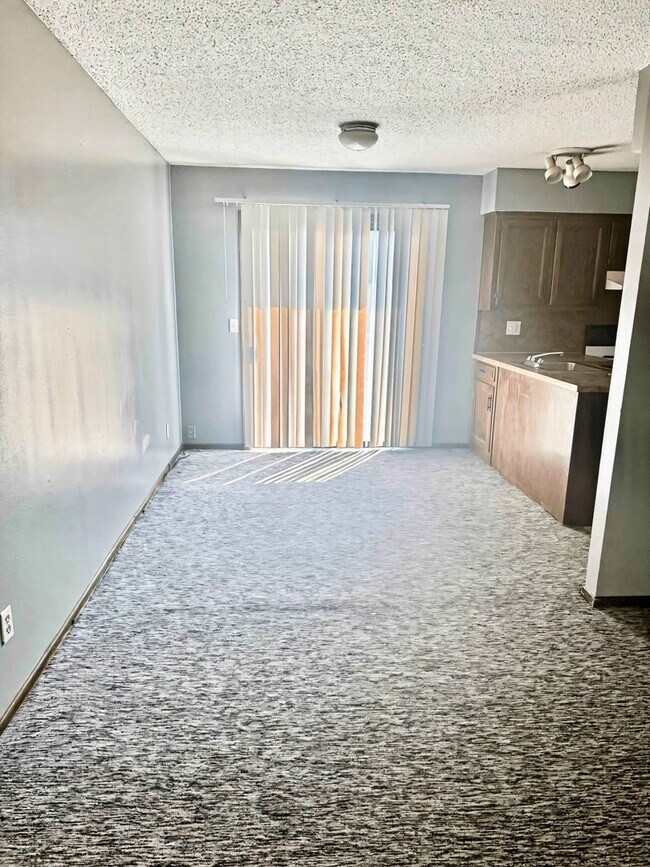 Building Photo - 8630 Lane Ave