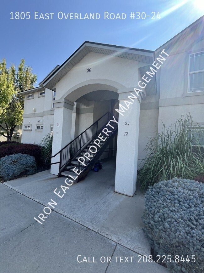Building Photo - 1805 E Overland Rd