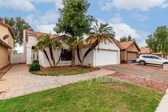 Building Photo - 16042 S 44th Pl