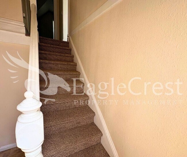 Building Photo - Charming Historic 4-Bedroom Home with Fenced Yard & Chicken Coop