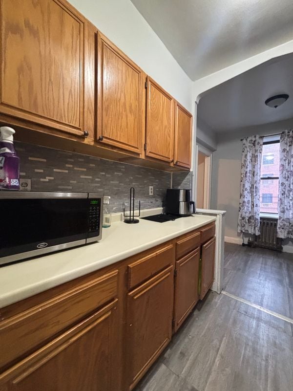 Building Photo - 463 E 178th St