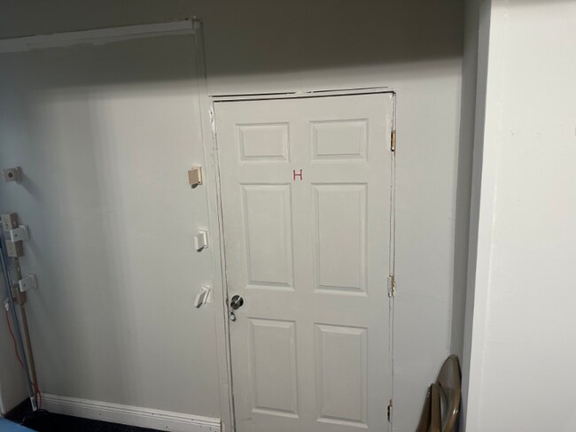 Building Photo - 101 Indigo Dr