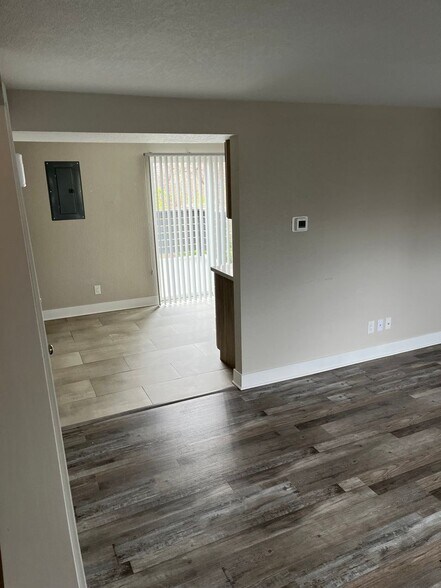 Building Photo - 1602 Garfield Ave