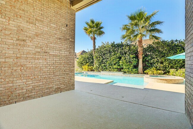 Building Photo - 5503 Honey Mesquite Way