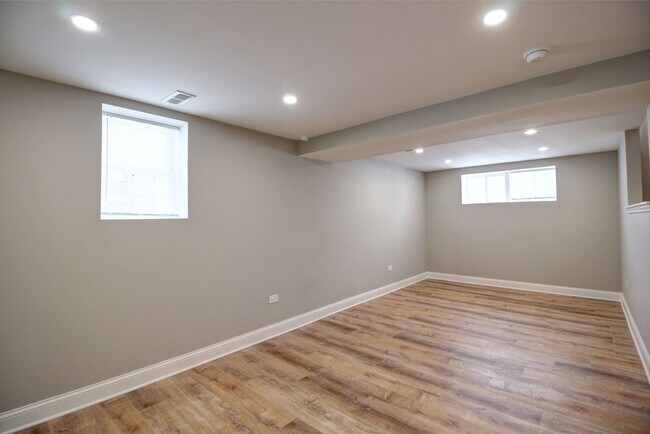 Building Photo - 225 Haller Ave