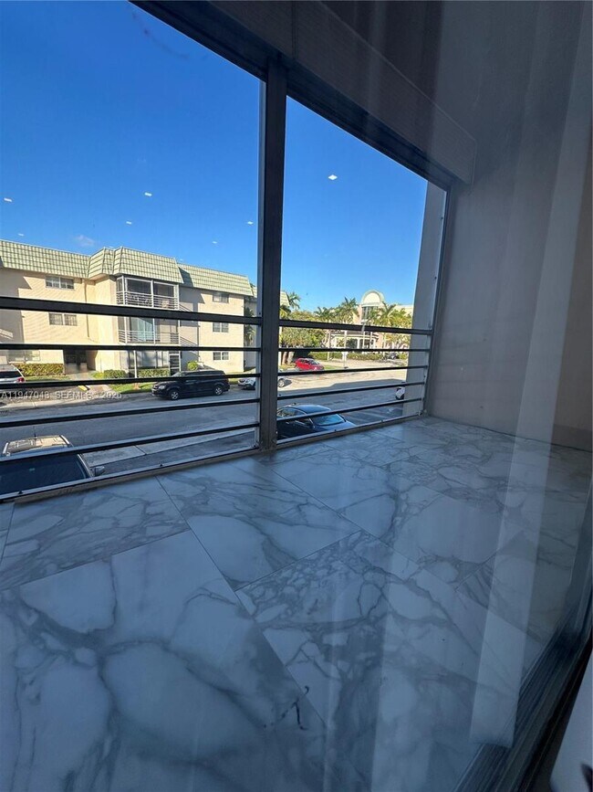 Building Photo - 4100 N 58th Ave