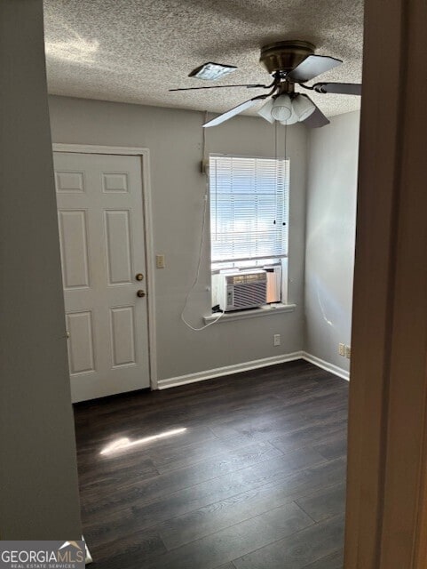 Building Photo - 421 W King Ave