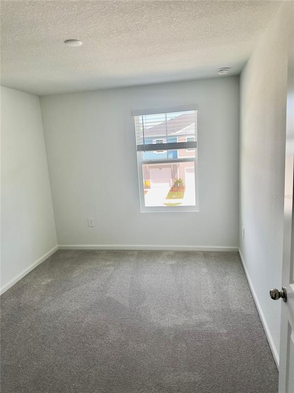 Building Photo - 4898 SW 81st Lp