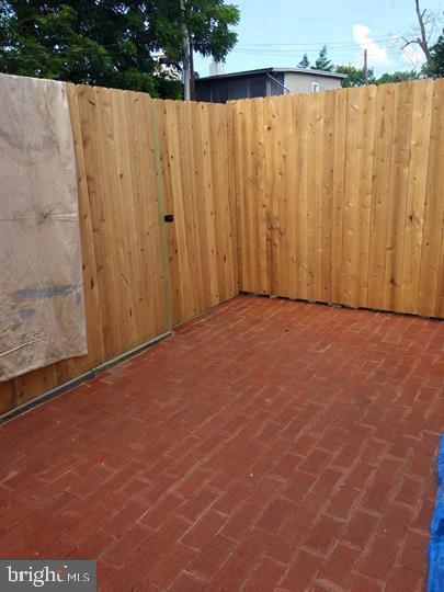 Building Photo - 126 N Wayne St