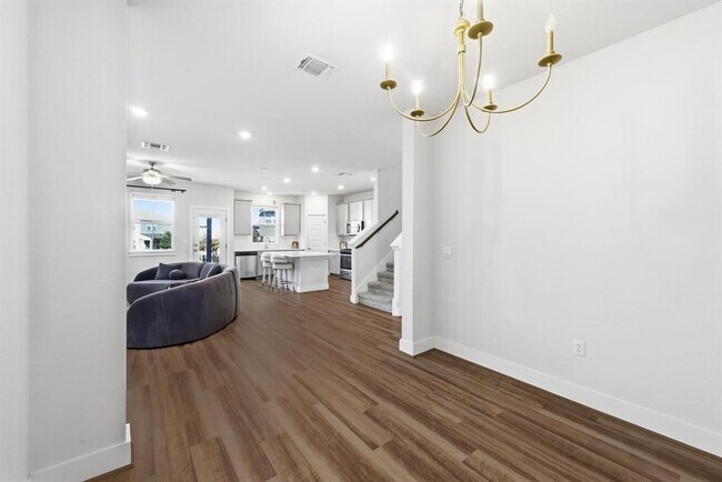 Building Photo - 7416 Travertine Spring Dr