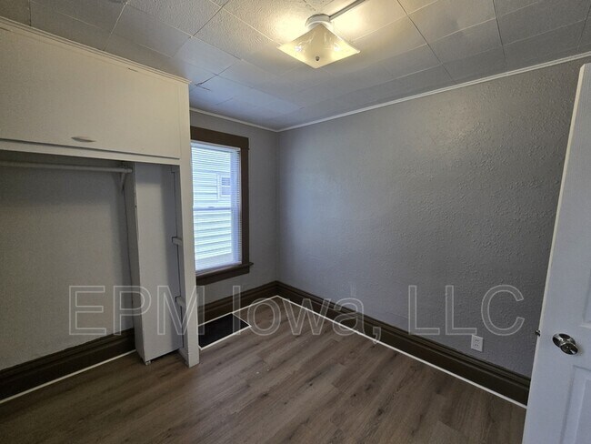 Building Photo - 716 Fowler St