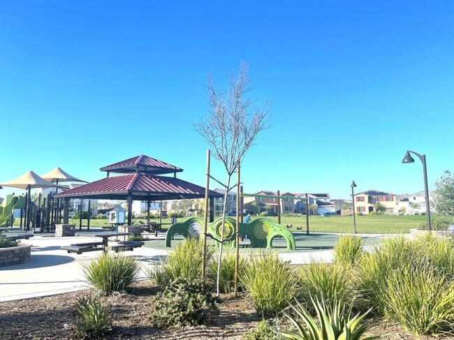 Building Photo - 29157 sunforest