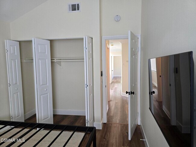 Building Photo - 3017 Klamath Ave