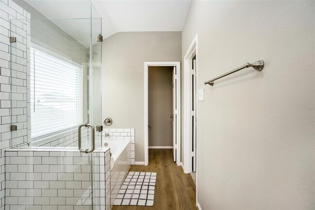 Building Photo - 25234 Clover Ranch Dr