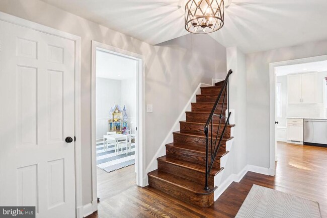 Building Photo - 7832 Fulbright Ct