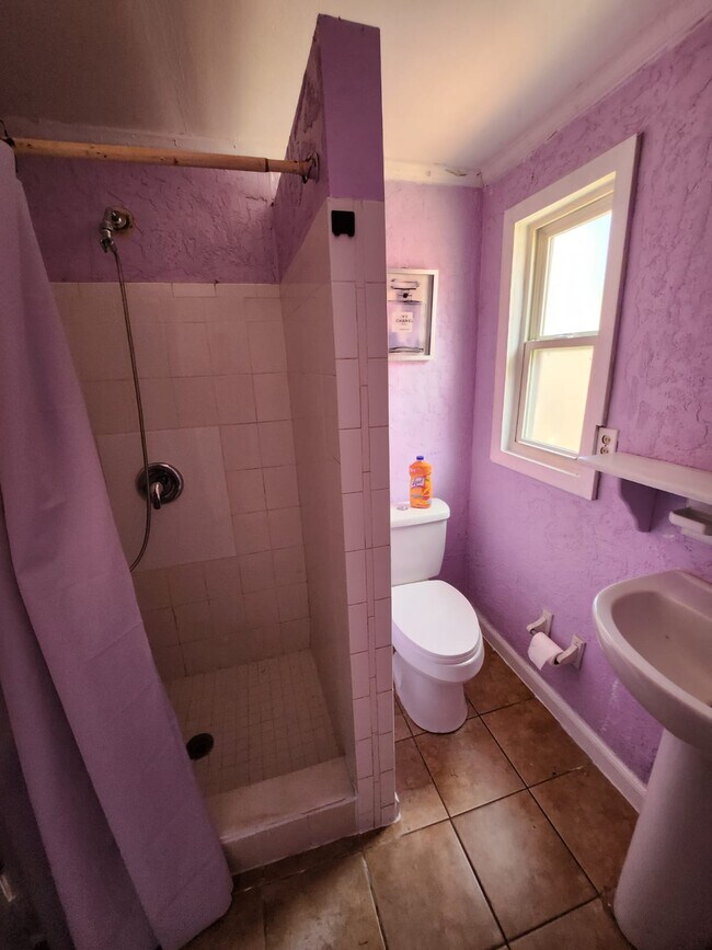 Building Photo - 4730 68th Ln N