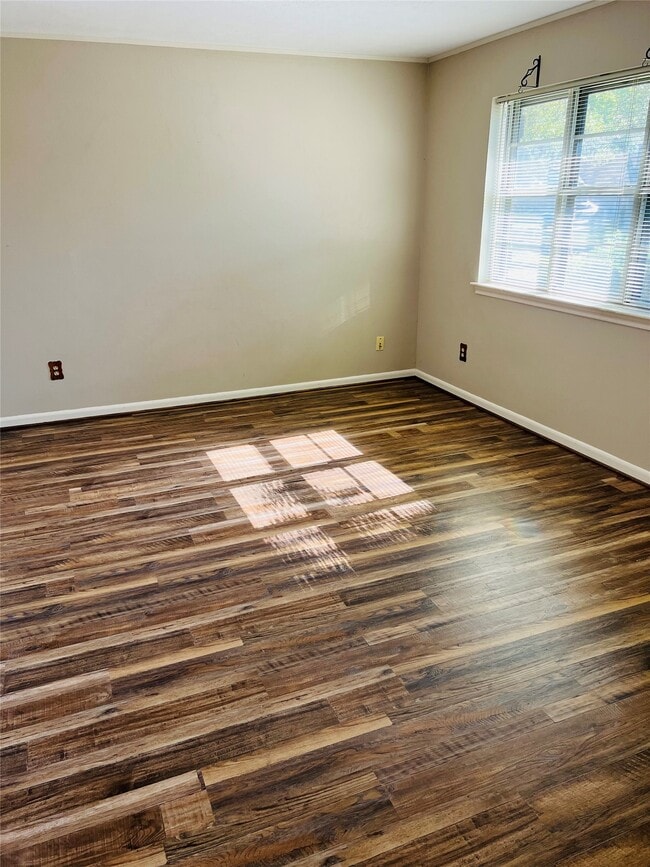 Building Photo - 1846 Michele Dr