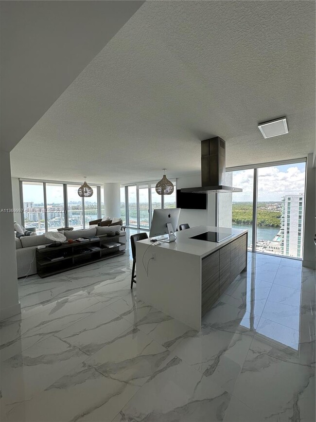 Building Photo - 330 Sunny Isles Blvd