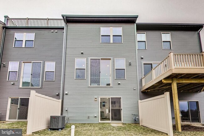Building Photo - 16917 St William Wy
